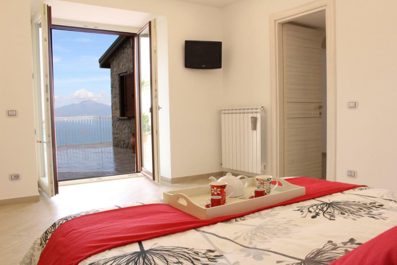 Mirasorrento Villa Luaran gambar